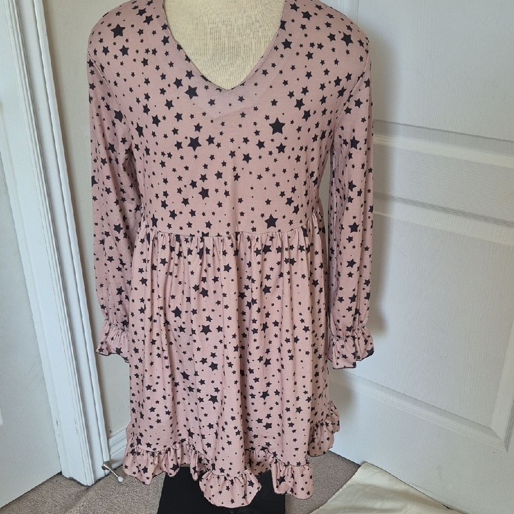 Elegant Starry Pink Midi Dress - Picture 7 of 16